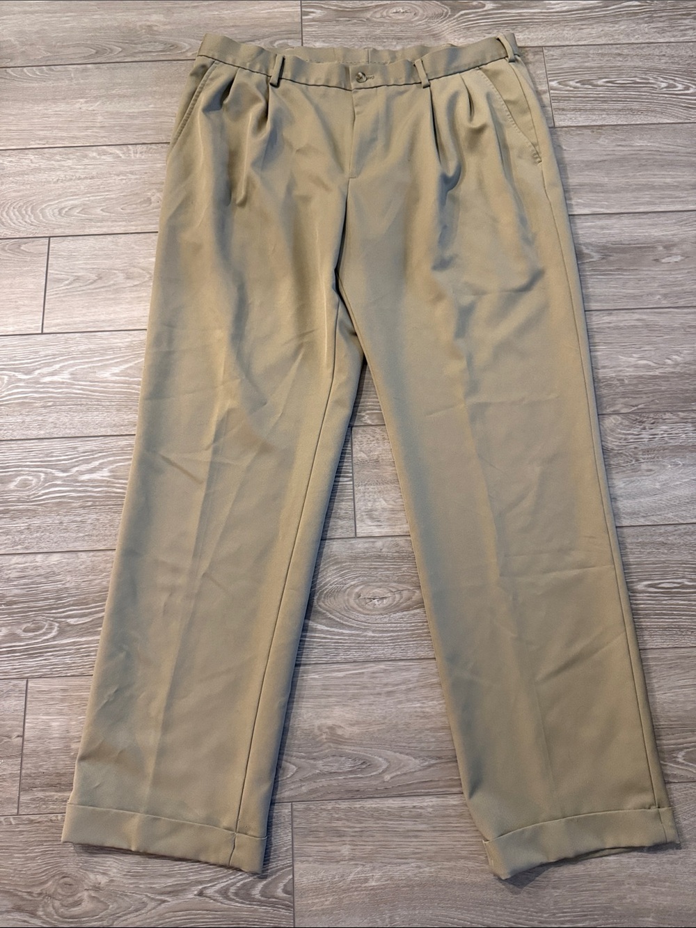 Men’s Tan Van Heusen Dress Pants 38/34